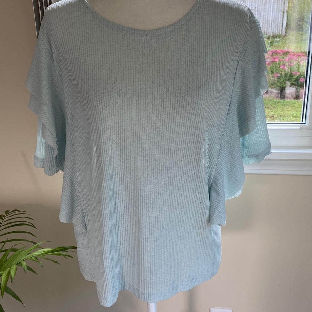 MANGO TOP NWT SIZE MEDIUM